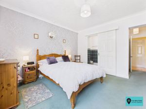 Bedroom- click for photo gallery